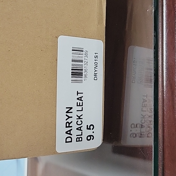 Shoes - Picture 3 of 3